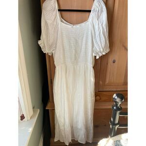 Hayden | NWT Lily of the Valley Smocked White Midi Dress | XL